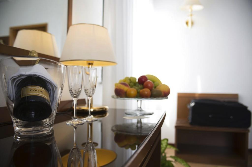 Hotel Angiolino キアンチャーノ・テルメ エクステリア 写真