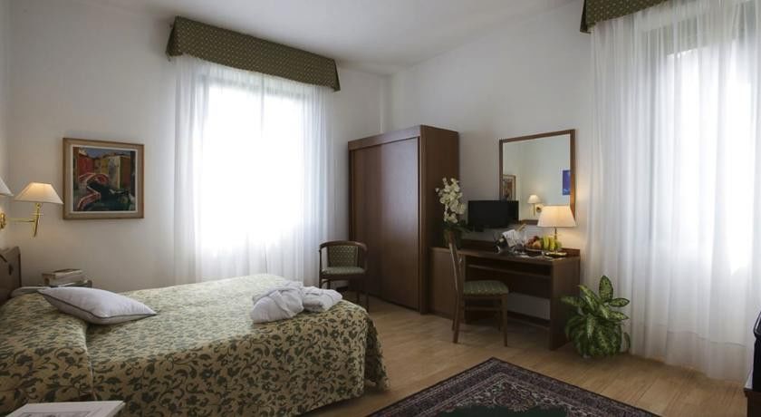 Hotel Angiolino キアンチャーノ・テルメ エクステリア 写真
